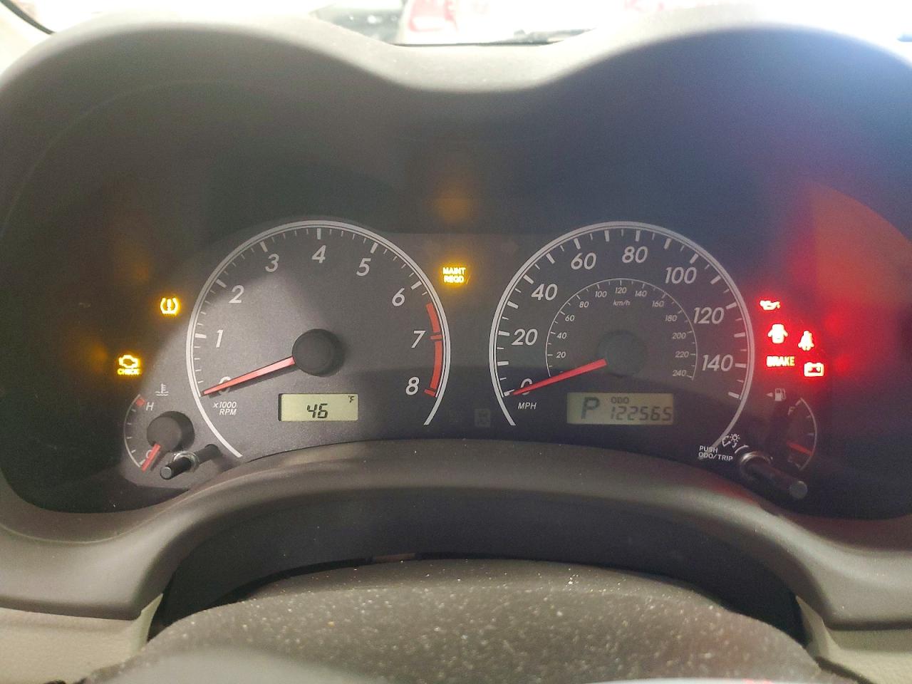 2010 TOYOTA COROLLA LE photo 9