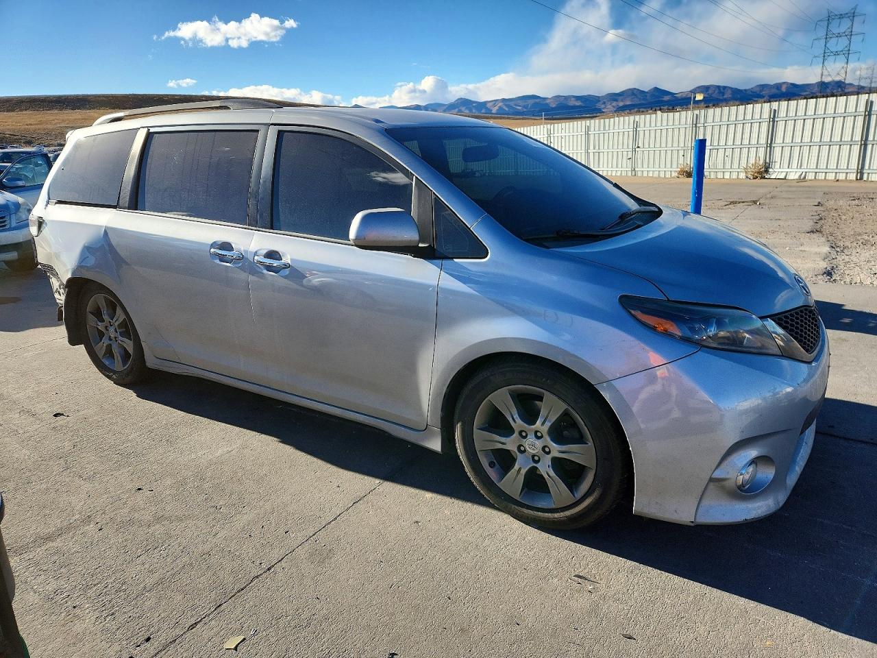 2015 TOYOTA SIENNA SPORT photo 7