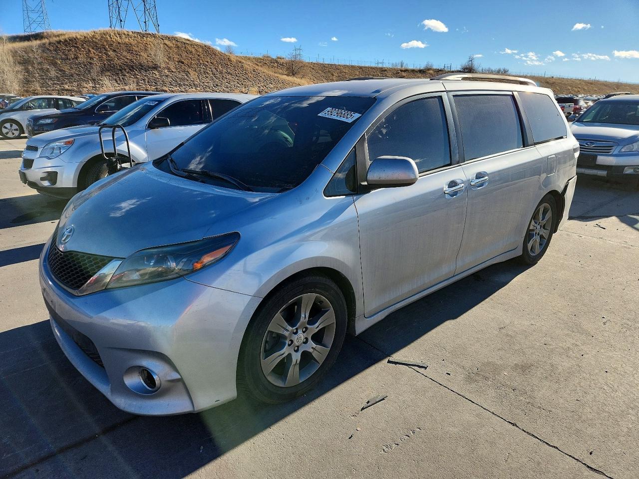 2015 TOYOTA SIENNA
