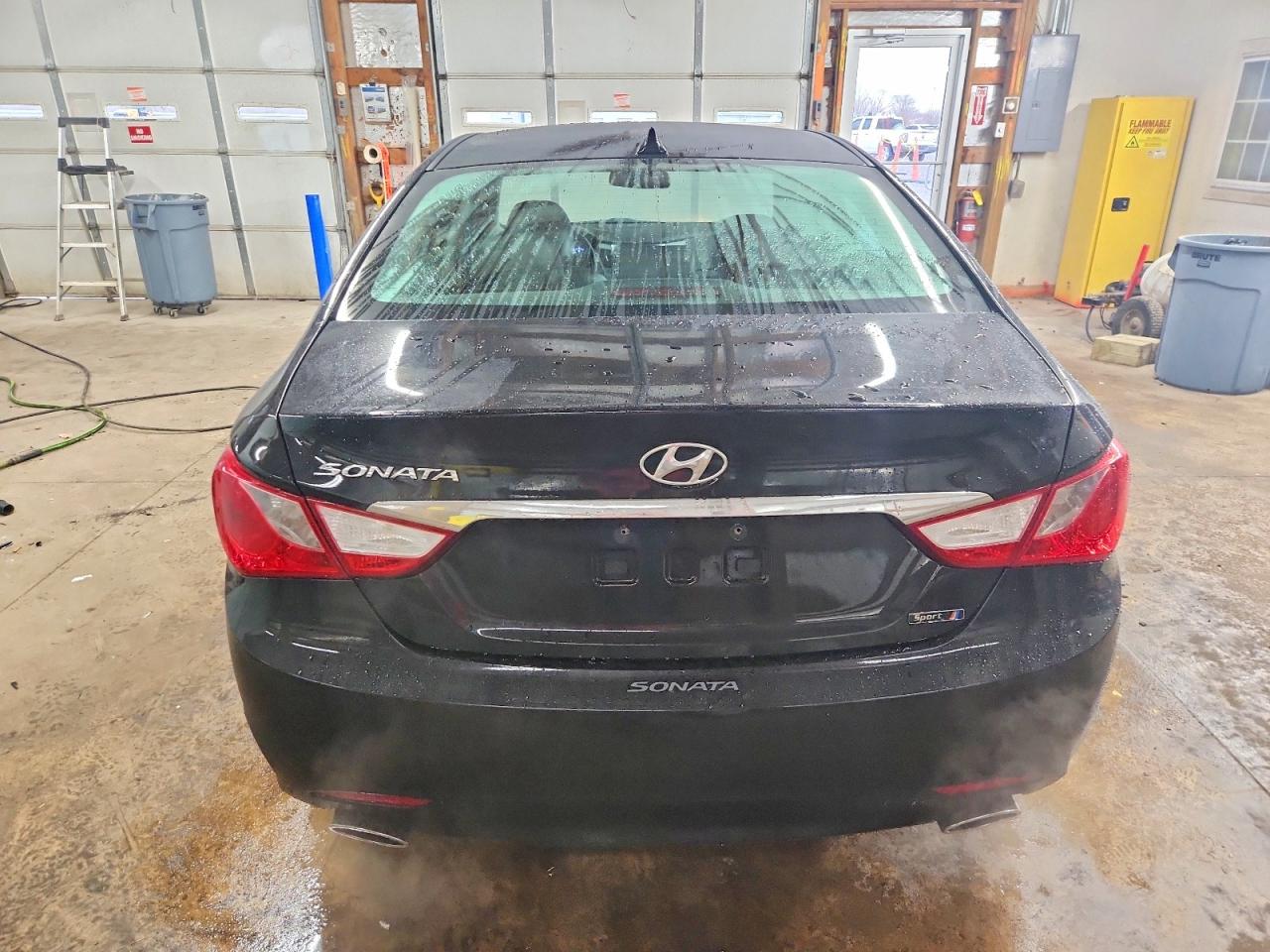 2013 HYUNDAI SONATA SE photo 6