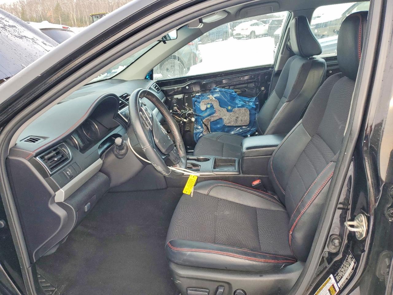 2016 TOYOTA CAMRY LE photo 7