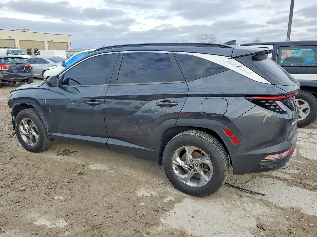 2022 HYUNDAI TUCSON SEL photo 2