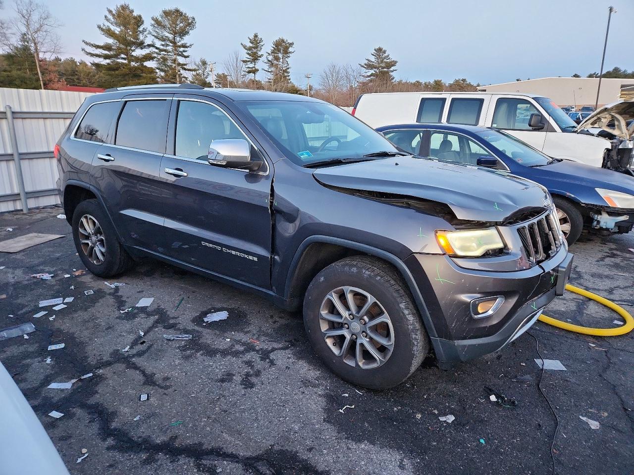 2014 JEEP GRAND CHEROKEE LIMITED photo 4