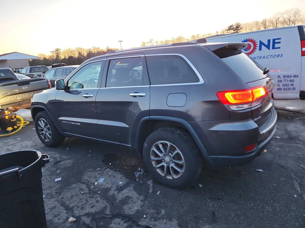 2014 JEEP GRAND CHEROKEE LIMITED photo 2