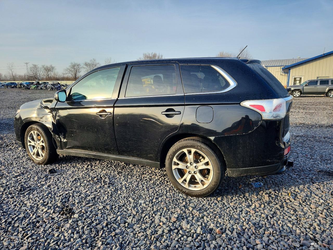 2014 MITSUBISHI OUTLANDER GT photo 2