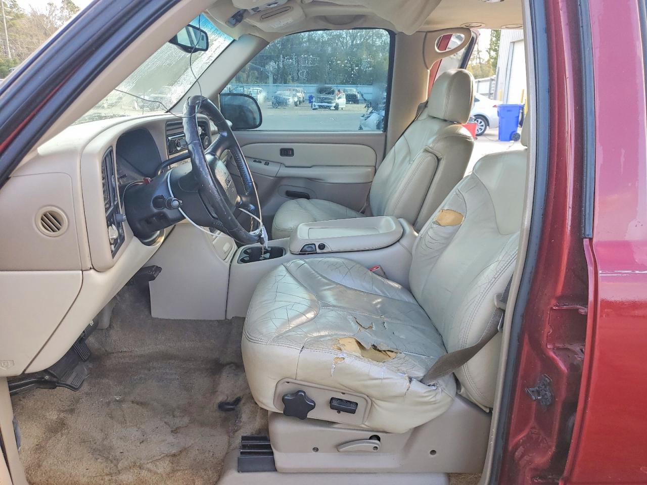 2002 GMC YUKON XL C1500 photo 7