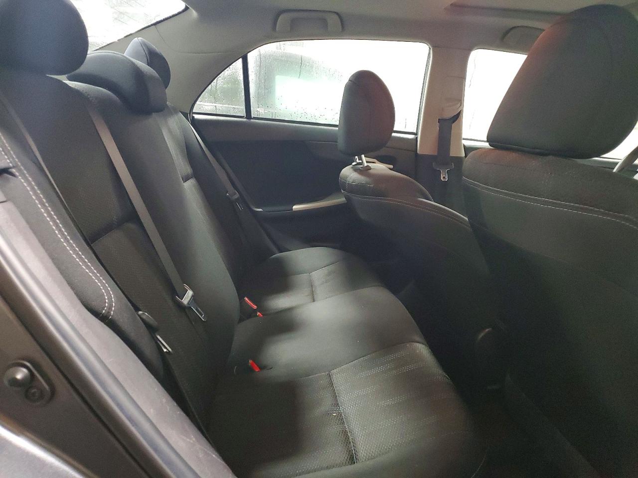 2013 TOYOTA COROLLA BASE photo 10