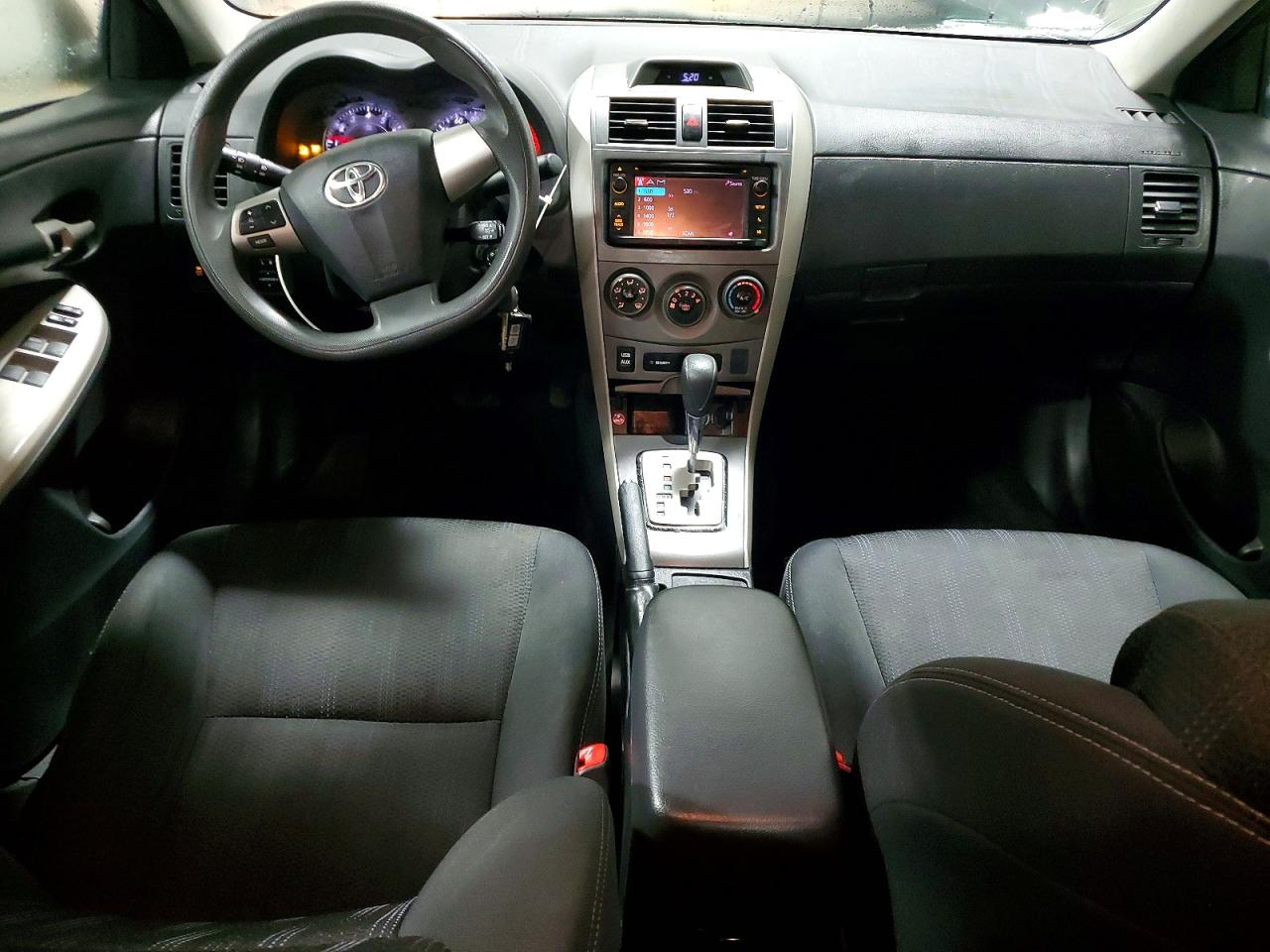 2013 TOYOTA COROLLA BASE photo 8