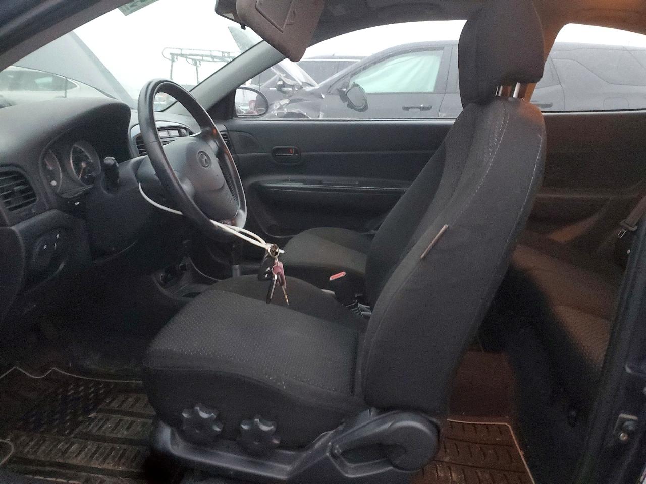 2008 HYUNDAI ACCENT SE photo 7