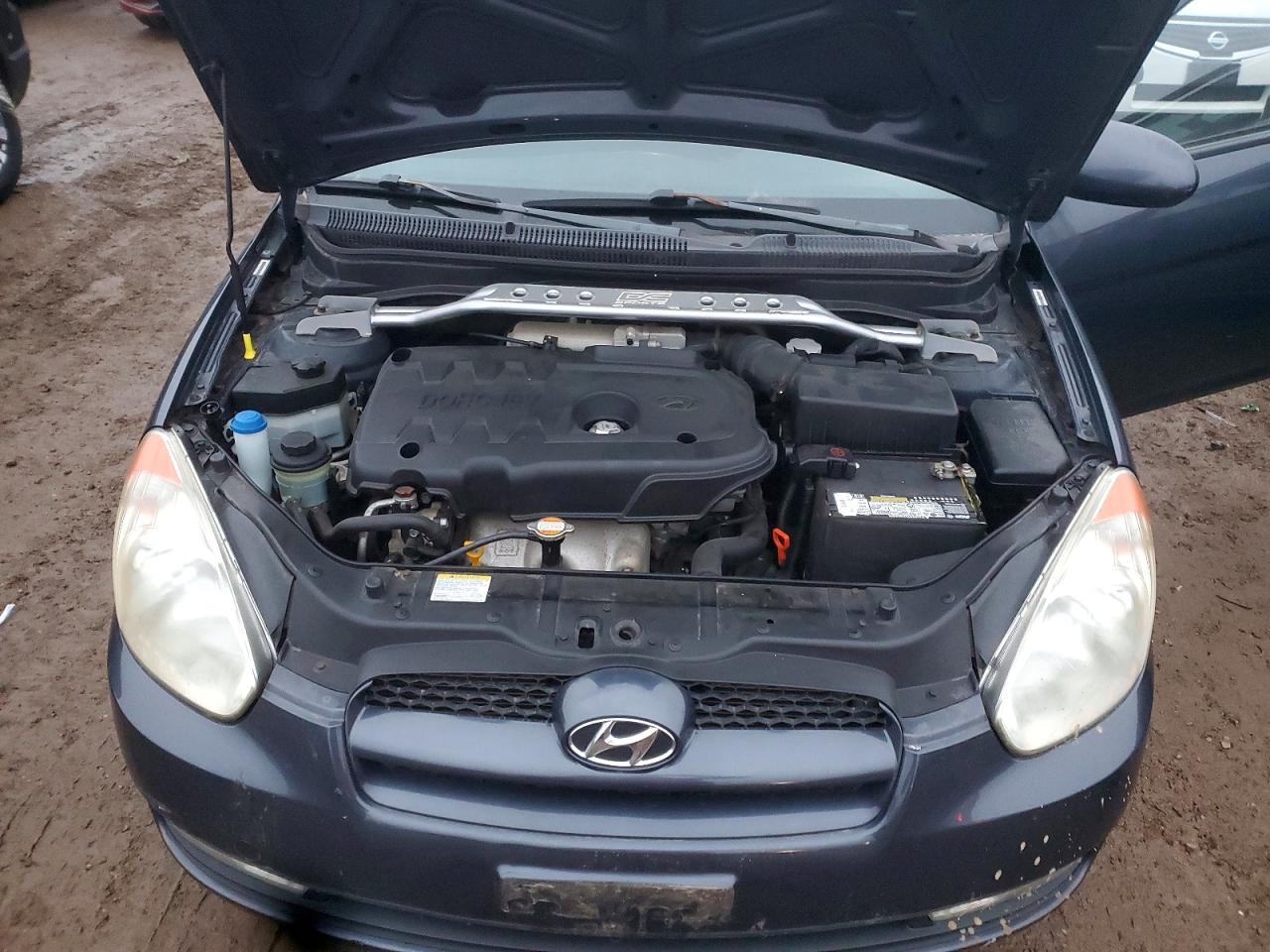 2008 HYUNDAI ACCENT SE photo 11
