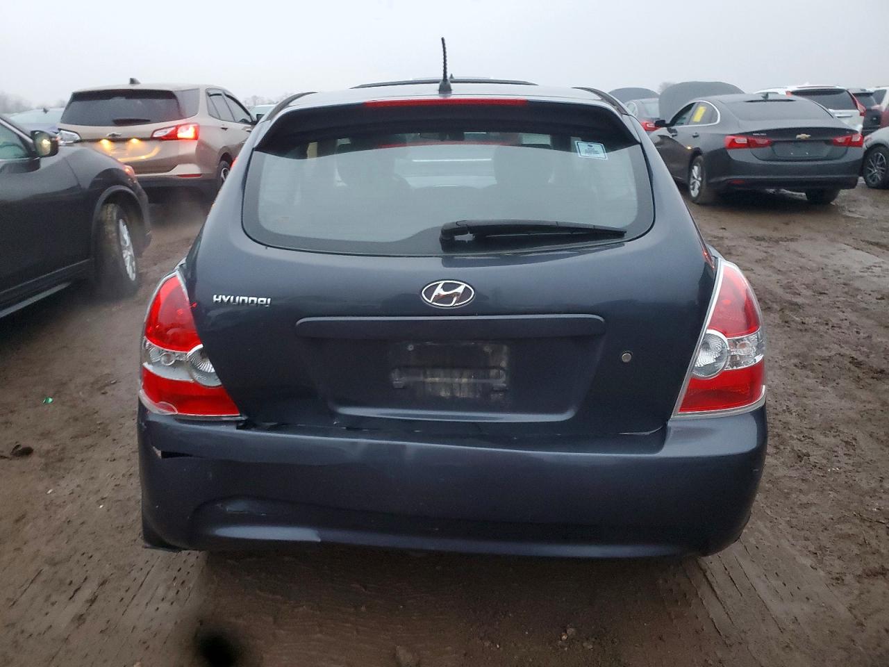 2008 HYUNDAI ACCENT SE photo 6