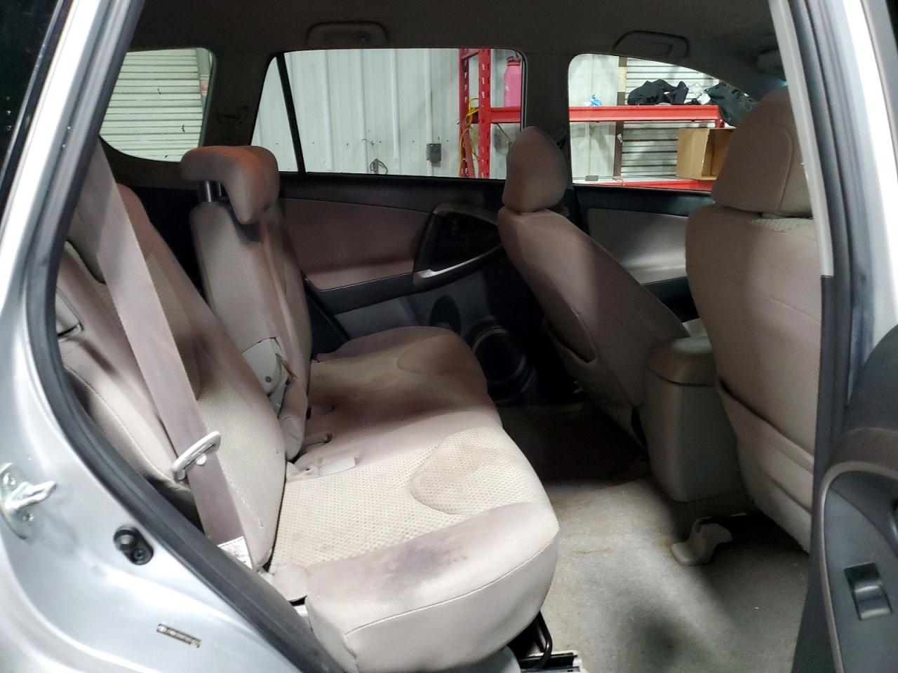 2007 TOYOTA RAV4 photo 10