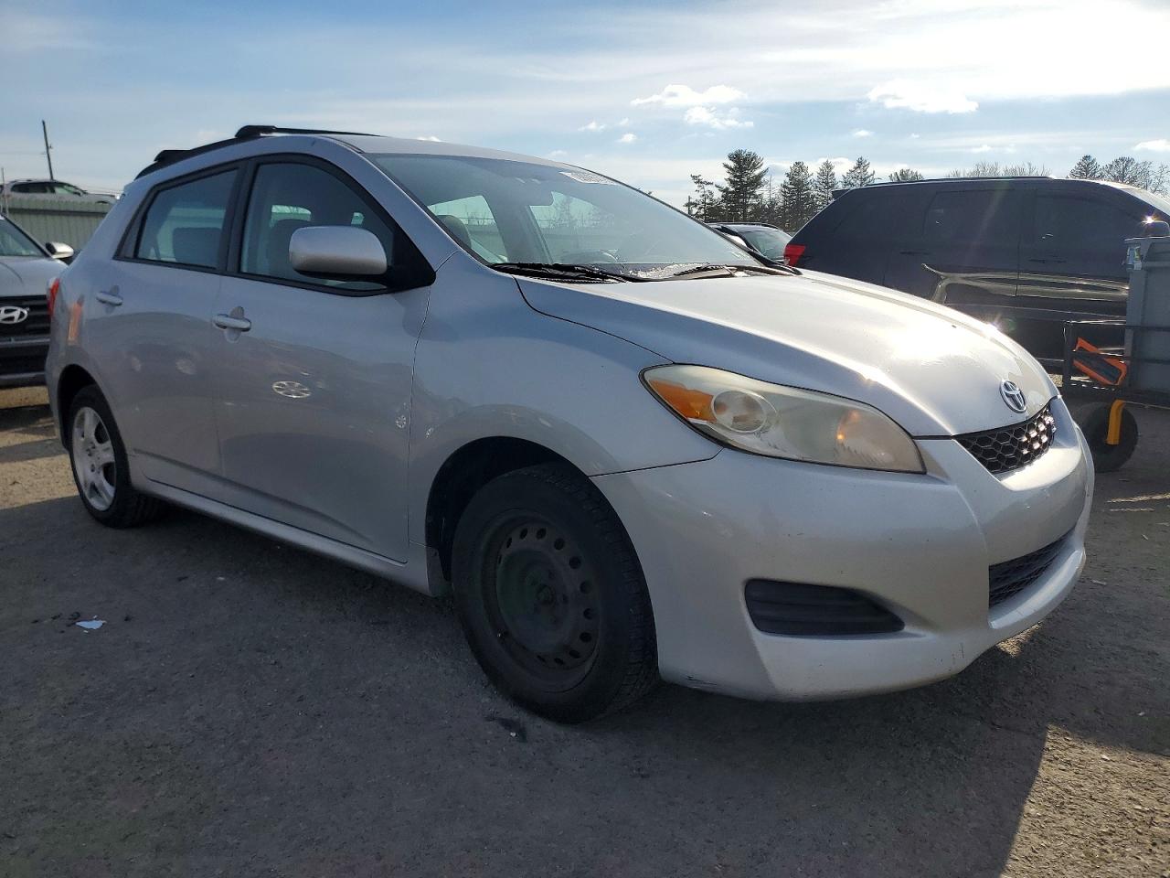 2009 TOYOTA COROLLA MATRIX S photo 4