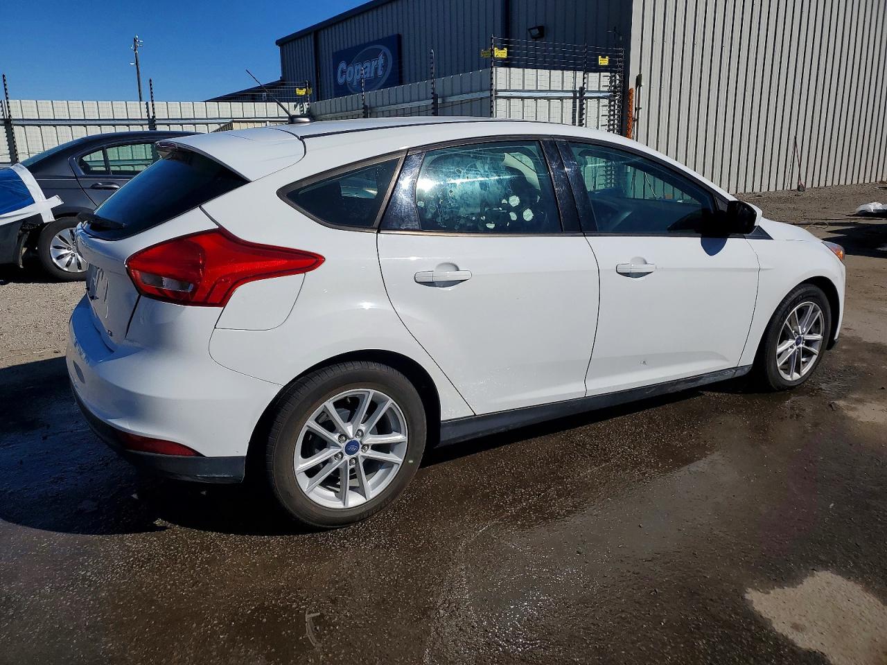 2018 FORD FOCUS SE photo 3