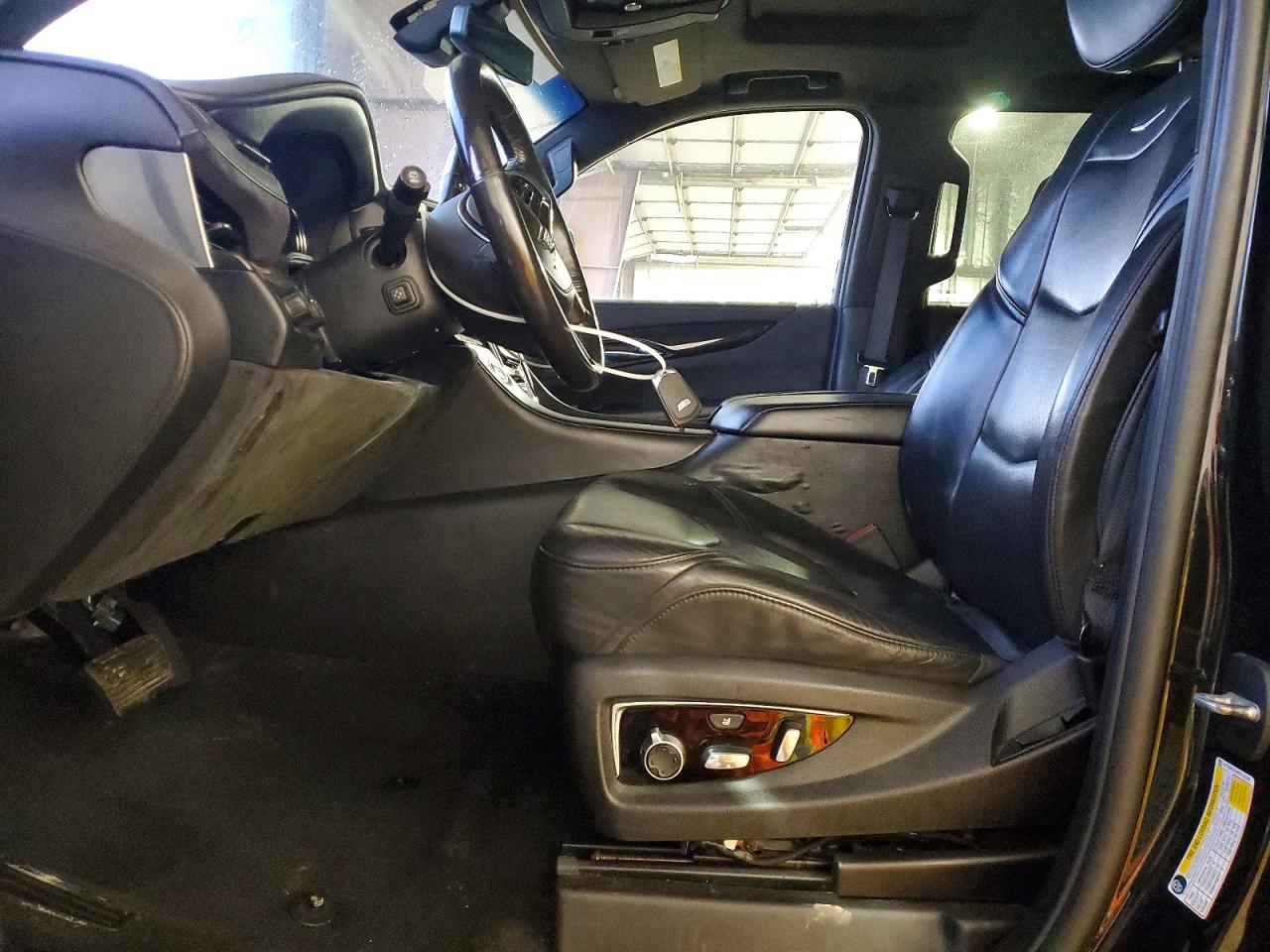 2019 CADILLAC ESCALADE ESV PLATINUM photo 7