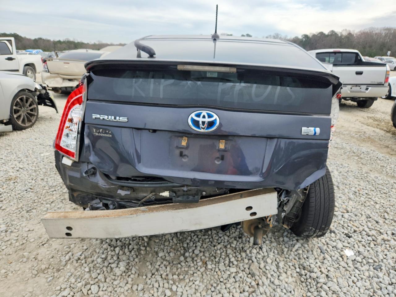 2014 TOYOTA PRIUS photo 6