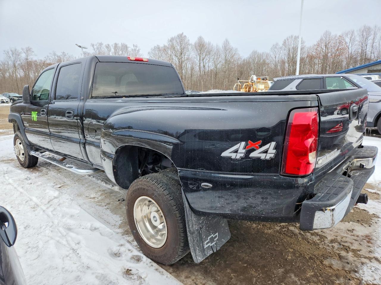 2006 CHEVROLET SILVERADO K3500 photo 2