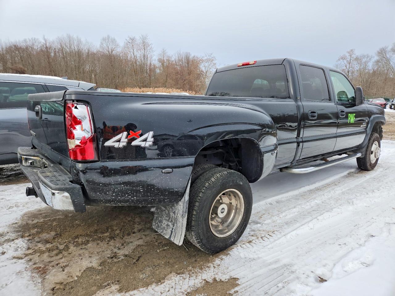 2006 CHEVROLET SILVERADO K3500 photo 3