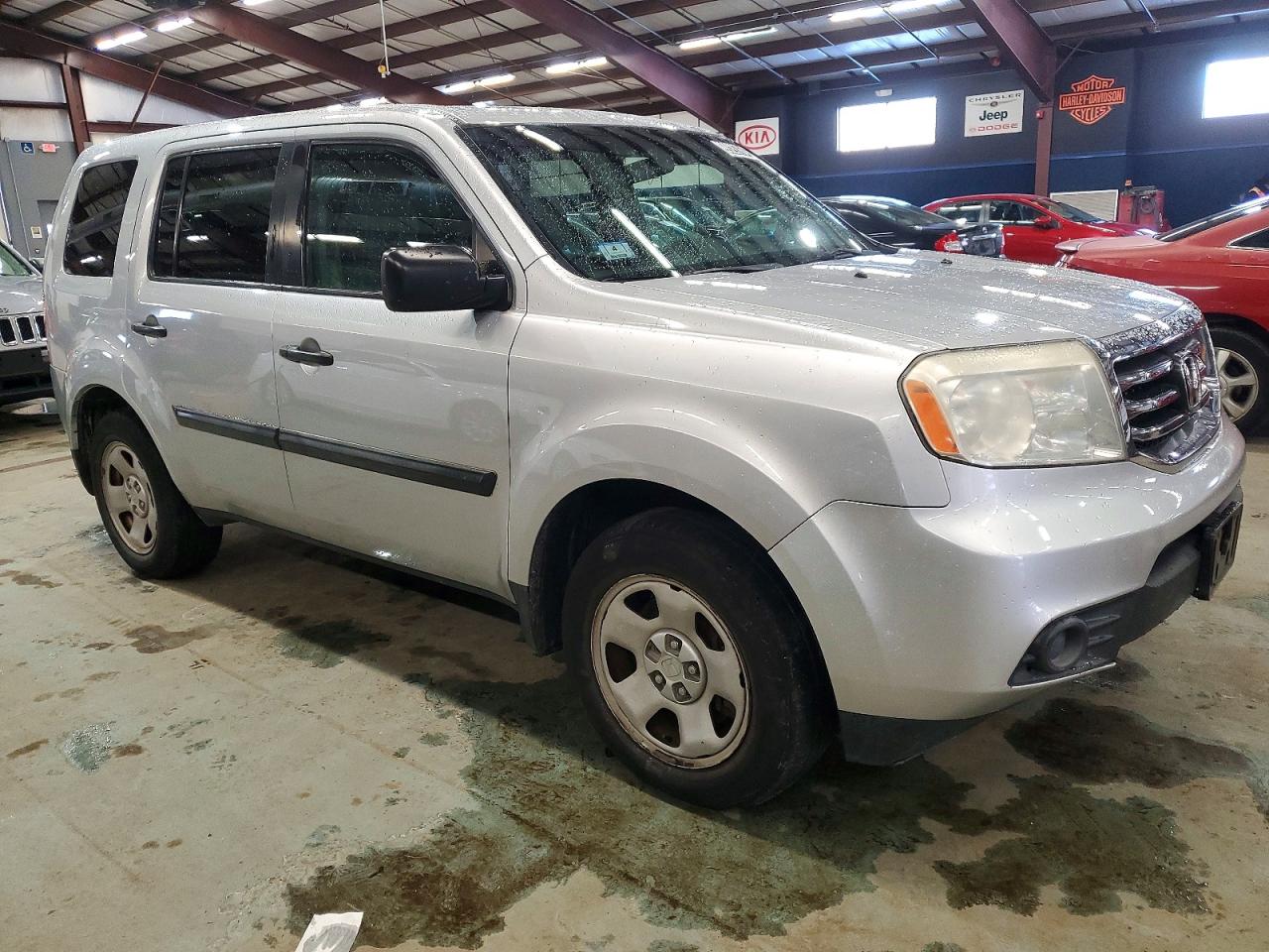 2013 HONDA PILOT LX photo 4