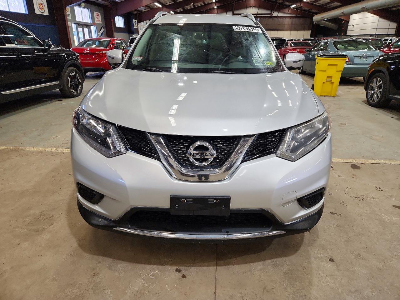 2016 NISSAN ROGUE S photo 5