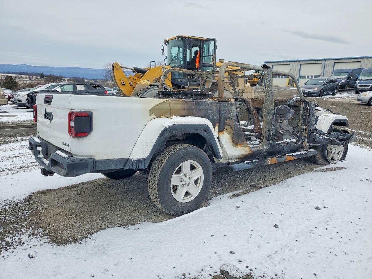 2021 JEEP GLADIATOR SPORT photo 3
