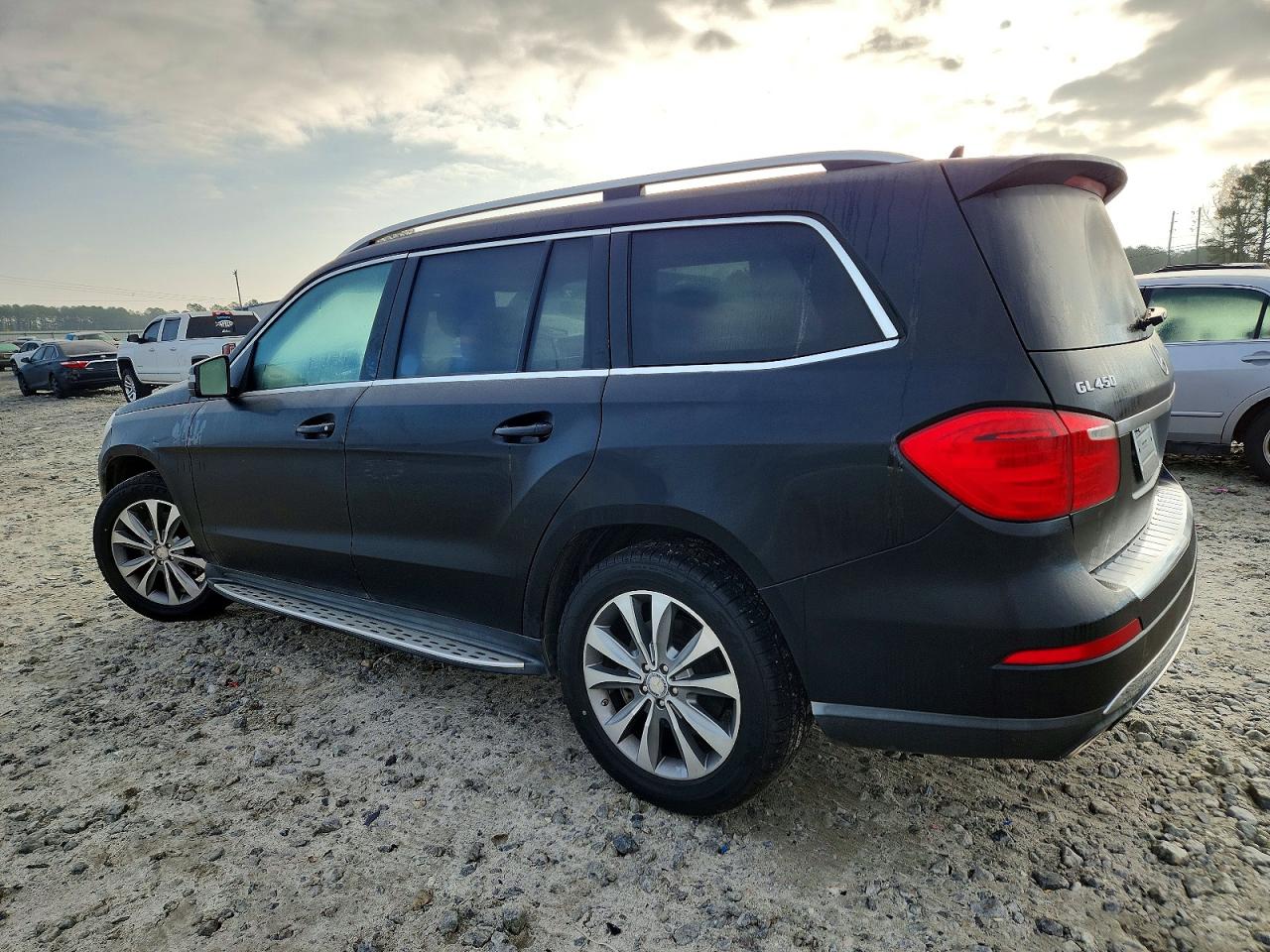 2013 MERCEDES-BENZ GL 450 4MATIC photo 2