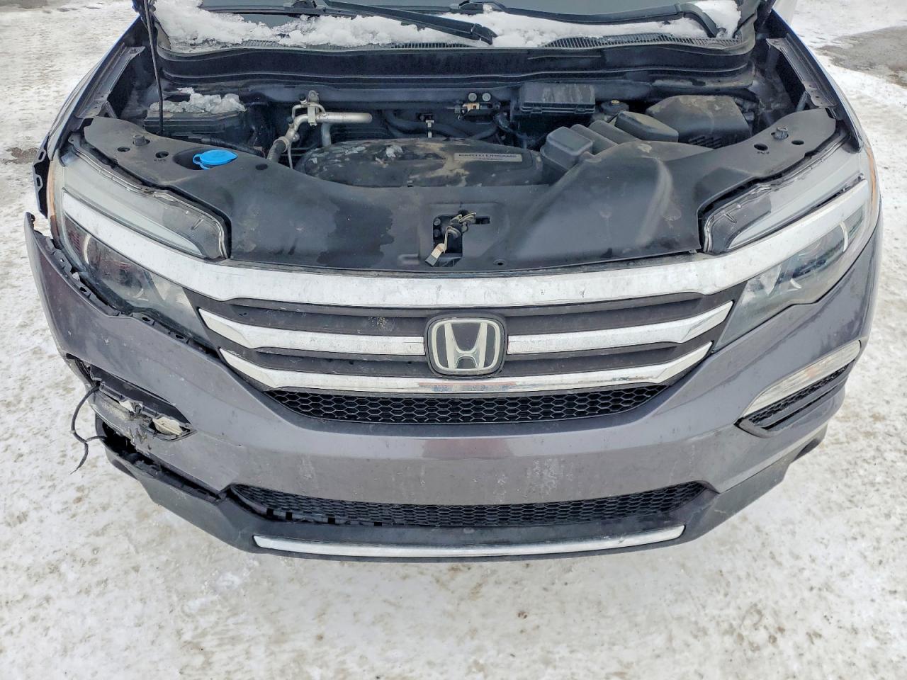 2016 HONDA PILOT ELITE photo 12
