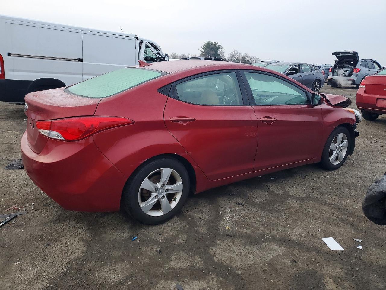 2013 HYUNDAI ELANTRA GLS photo 3