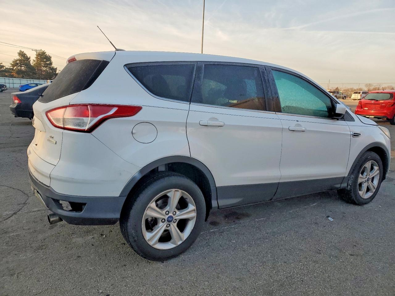 2013 FORD ESCAPE SE photo 3