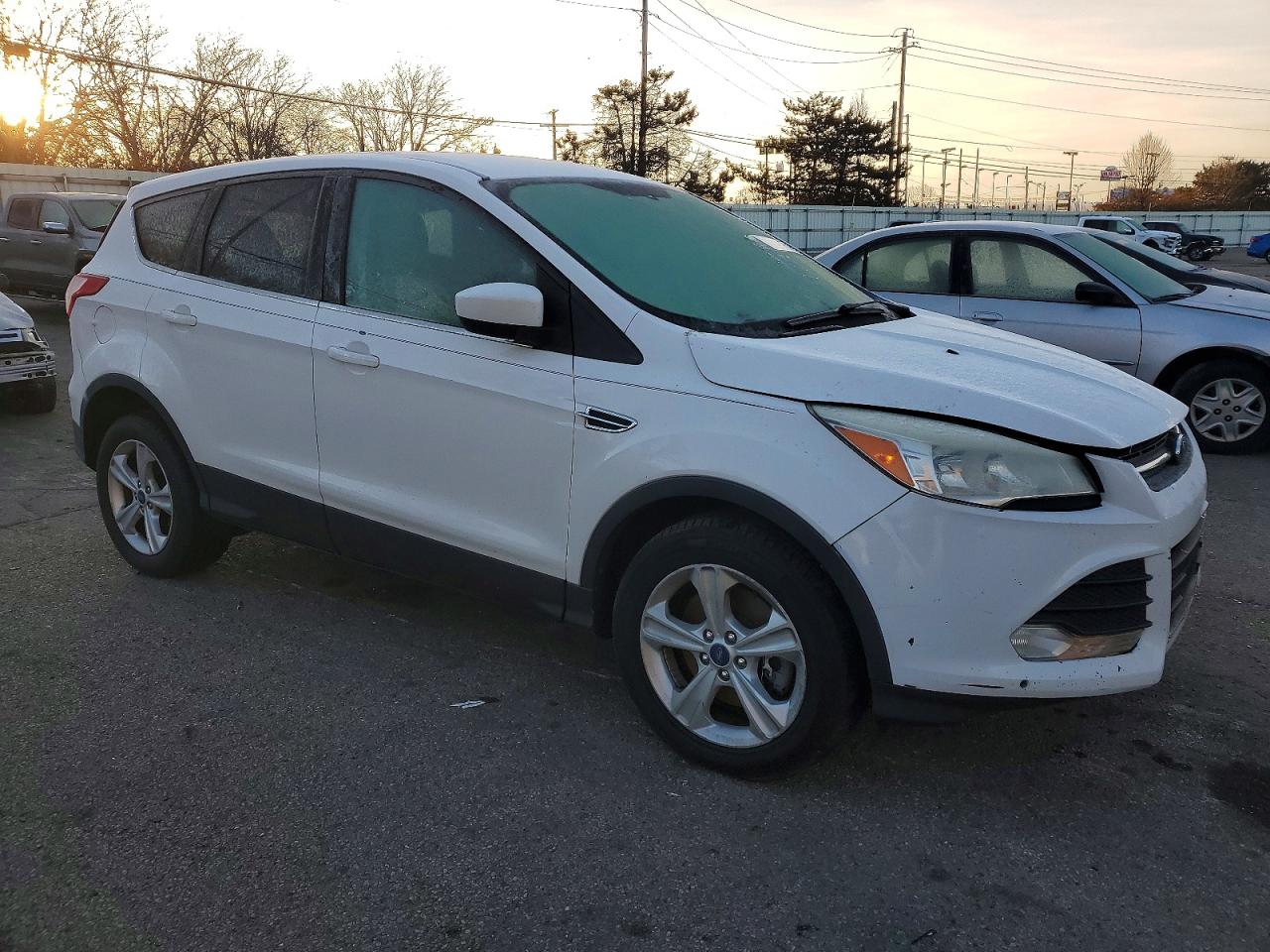 2013 FORD ESCAPE SE photo 4