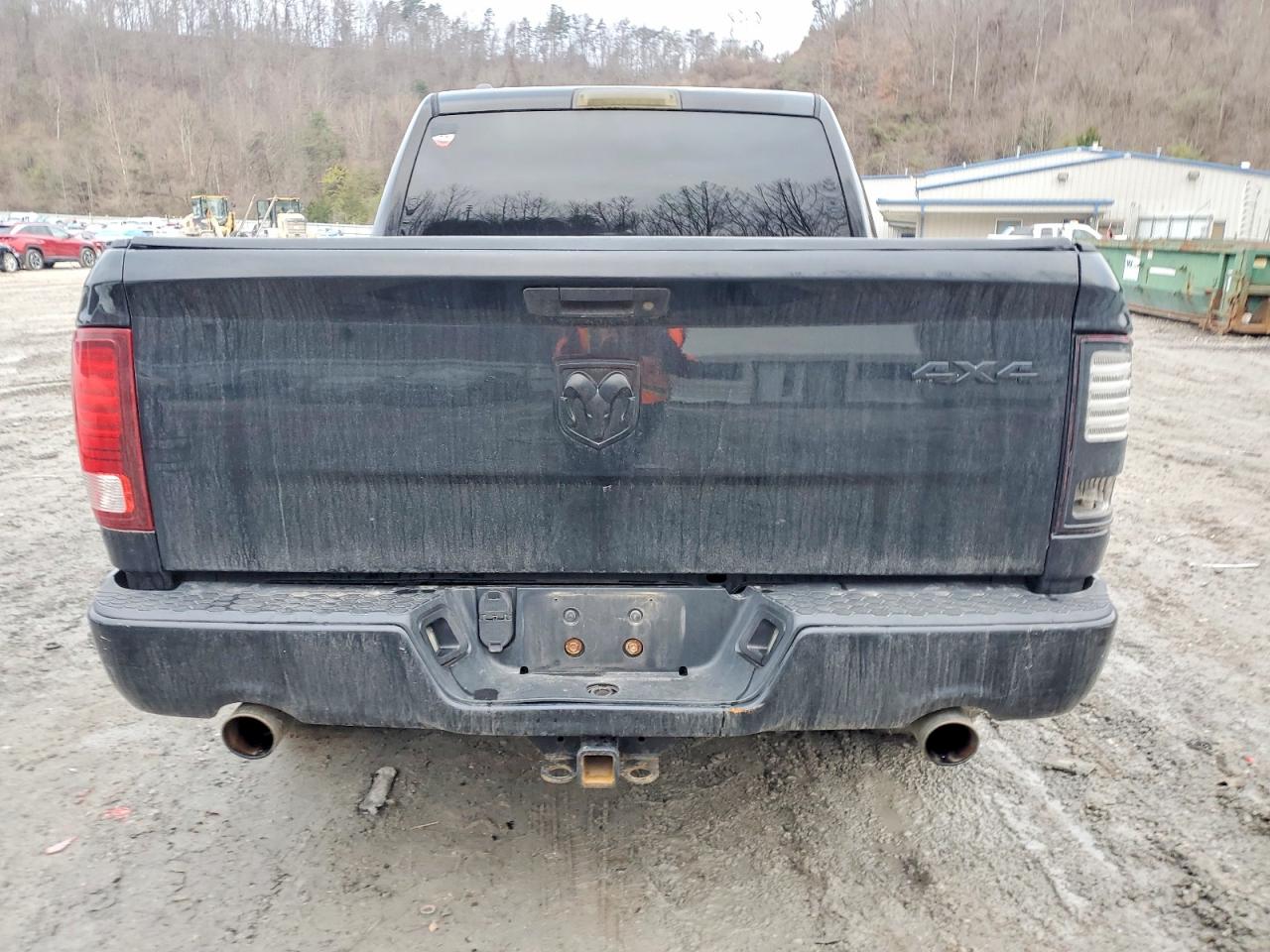 2014 RAM 1500 ST photo 6