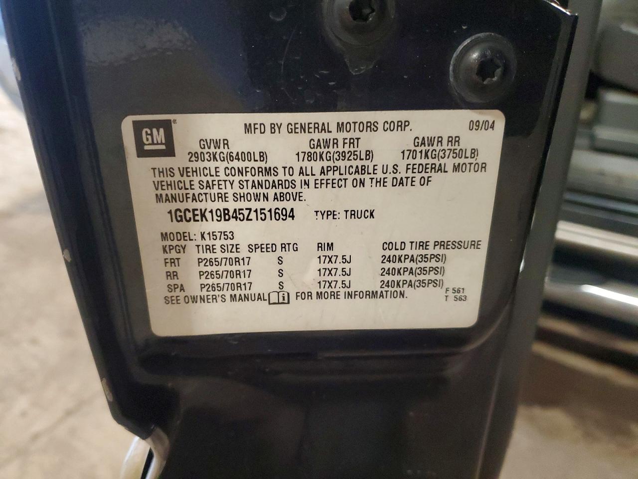 2005 CHEVROLET SILVERADO K1500 photo 13
