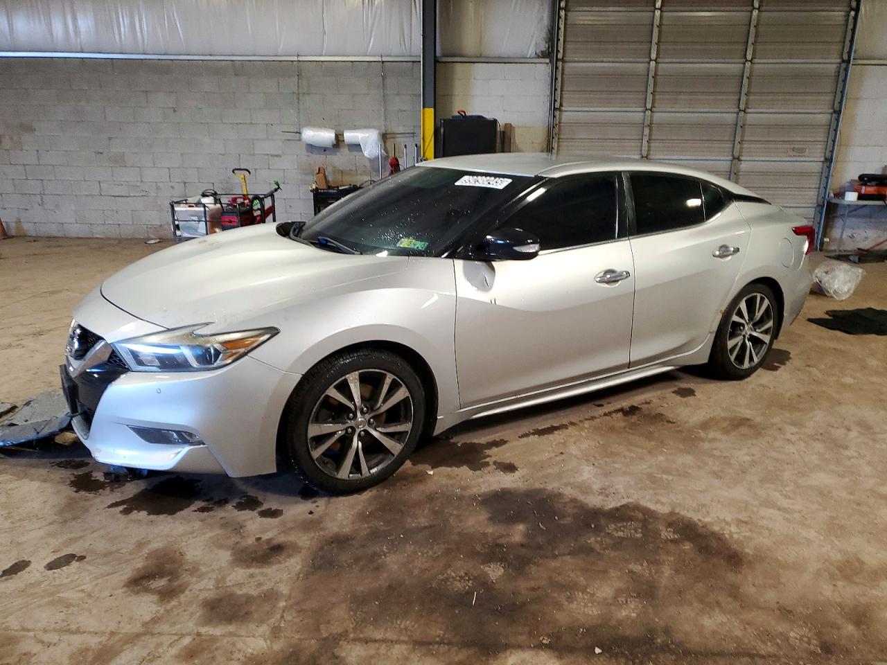 2017 NISSAN MAXIMA