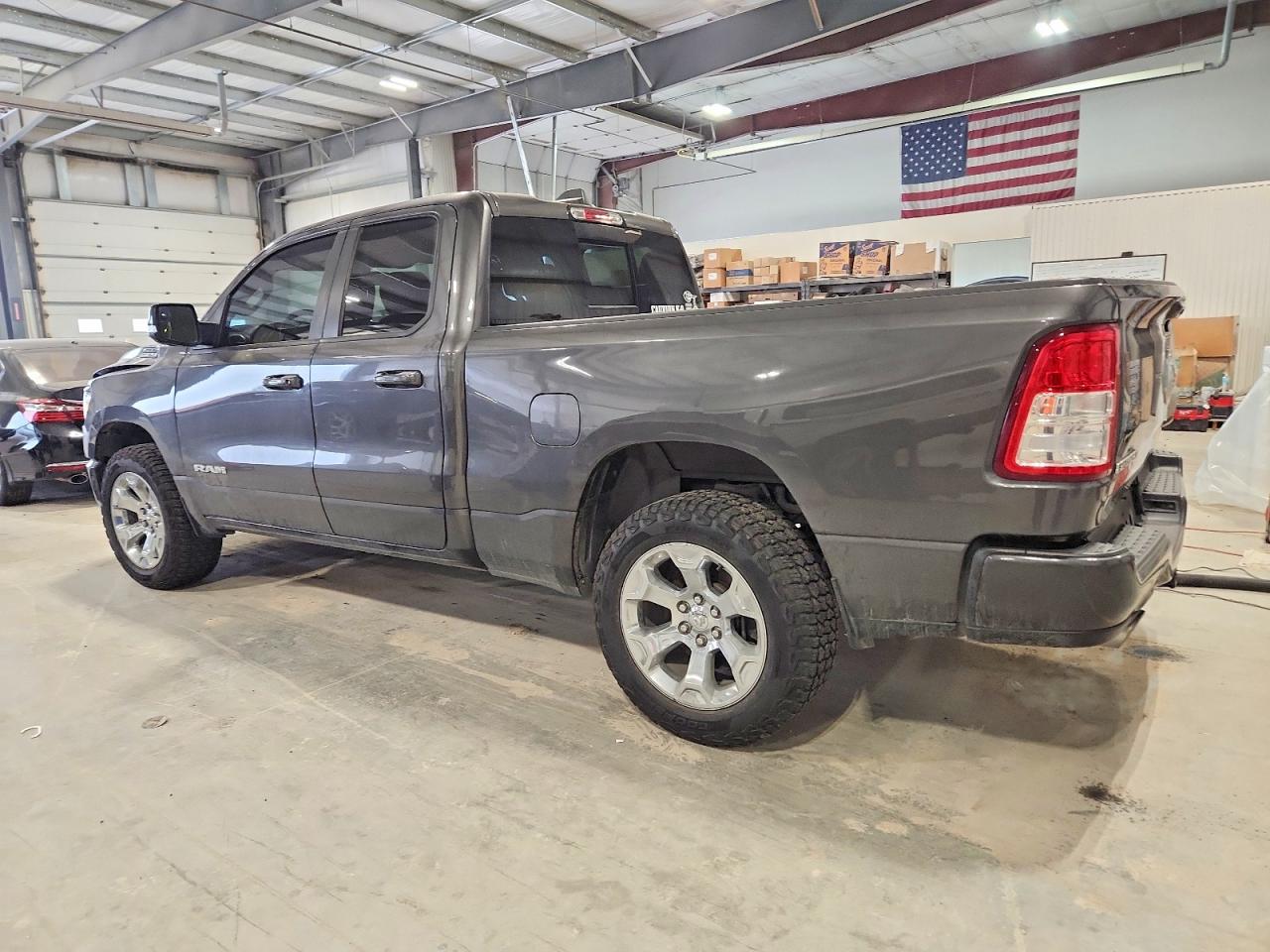 2019 RAM 1500 BIG HORN/LONE STAR photo 2