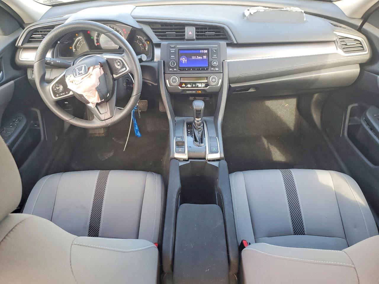 2017 HONDA CIVIC LX photo 8