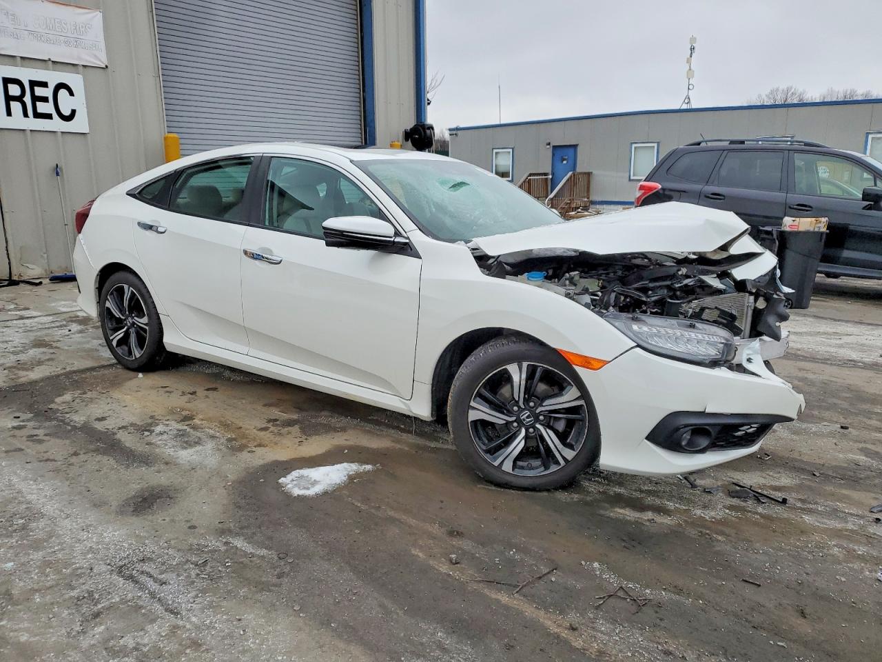2017 HONDA CIVIC TOURING photo 4