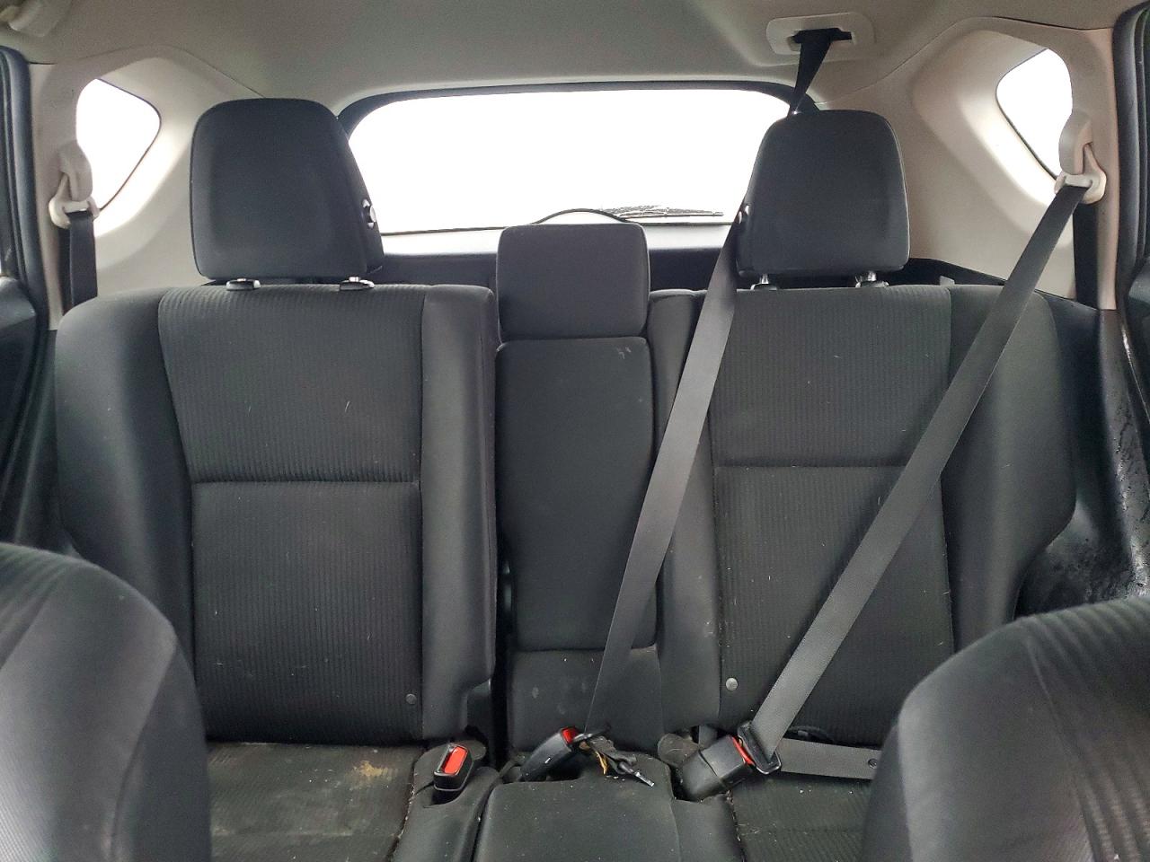 2016 TOYOTA RAV4 LE photo 28