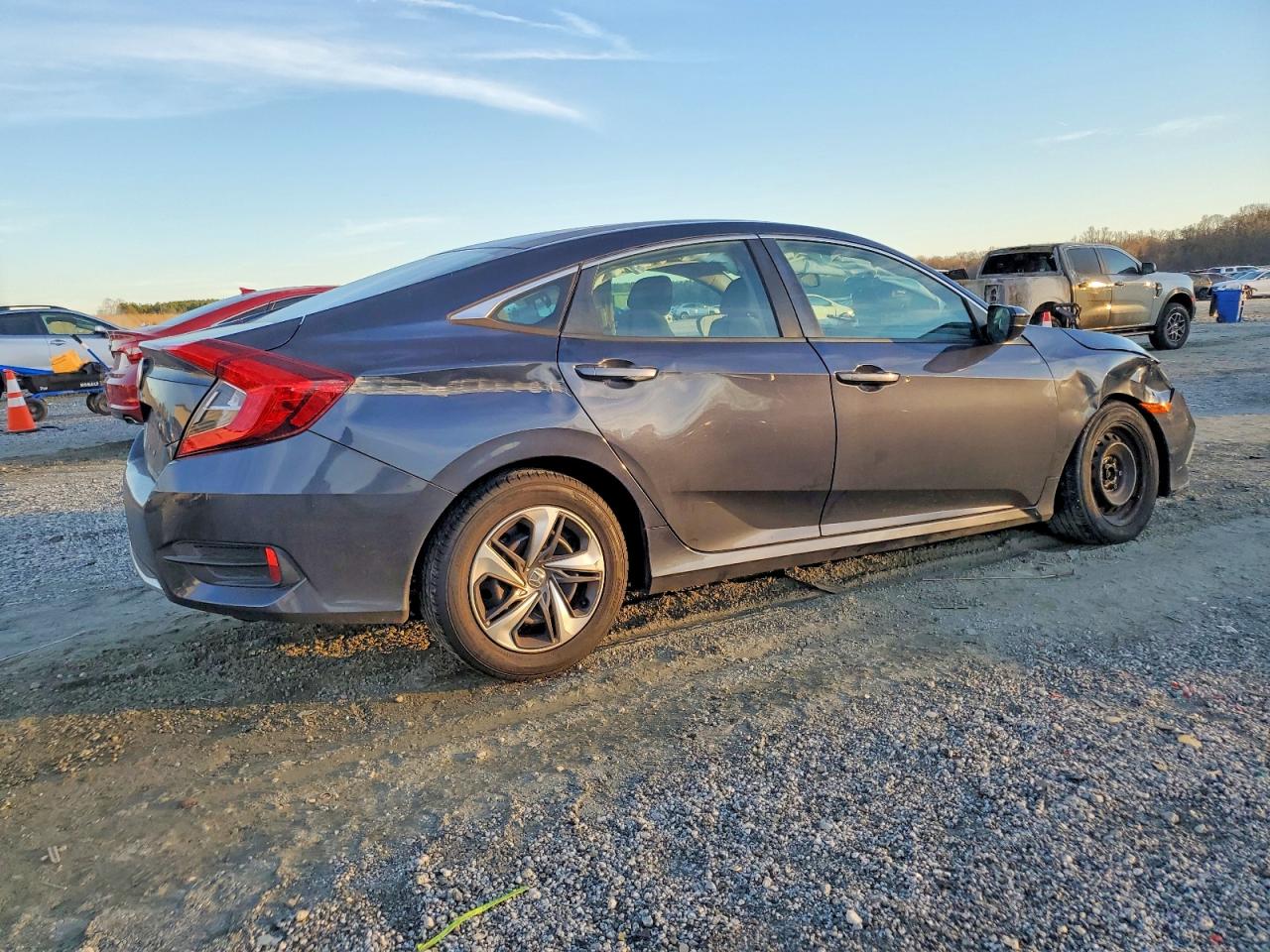 2020 HONDA CIVIC LX photo 3