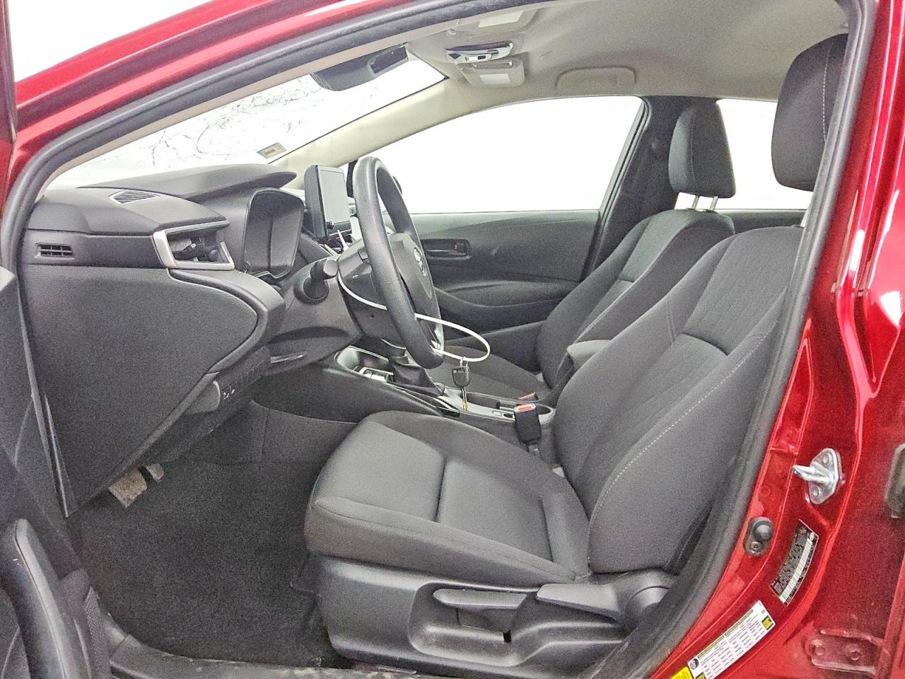 2024 TOYOTA COROLLA LE photo 7