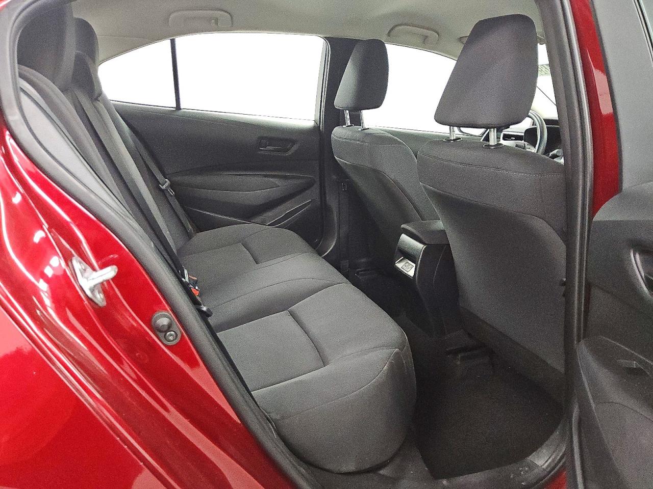2024 TOYOTA COROLLA LE photo 10