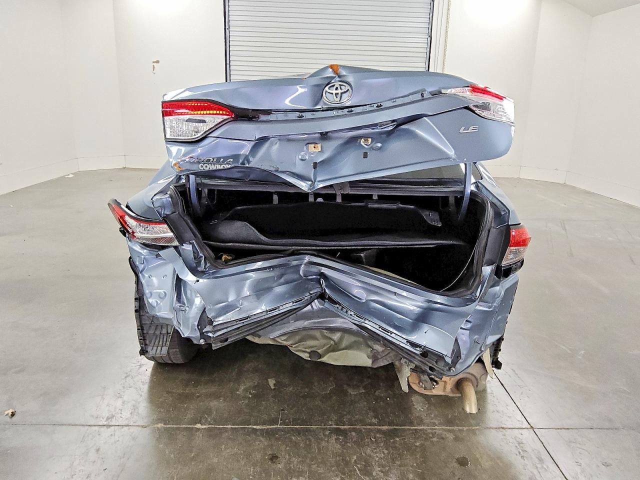 2020 TOYOTA COROLLA LE photo 6