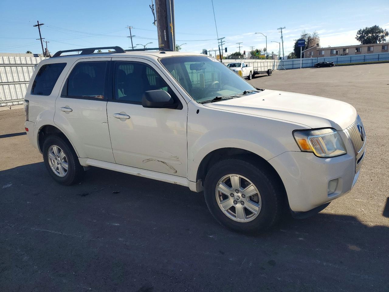 2010 MERCURY MARINER photo 4