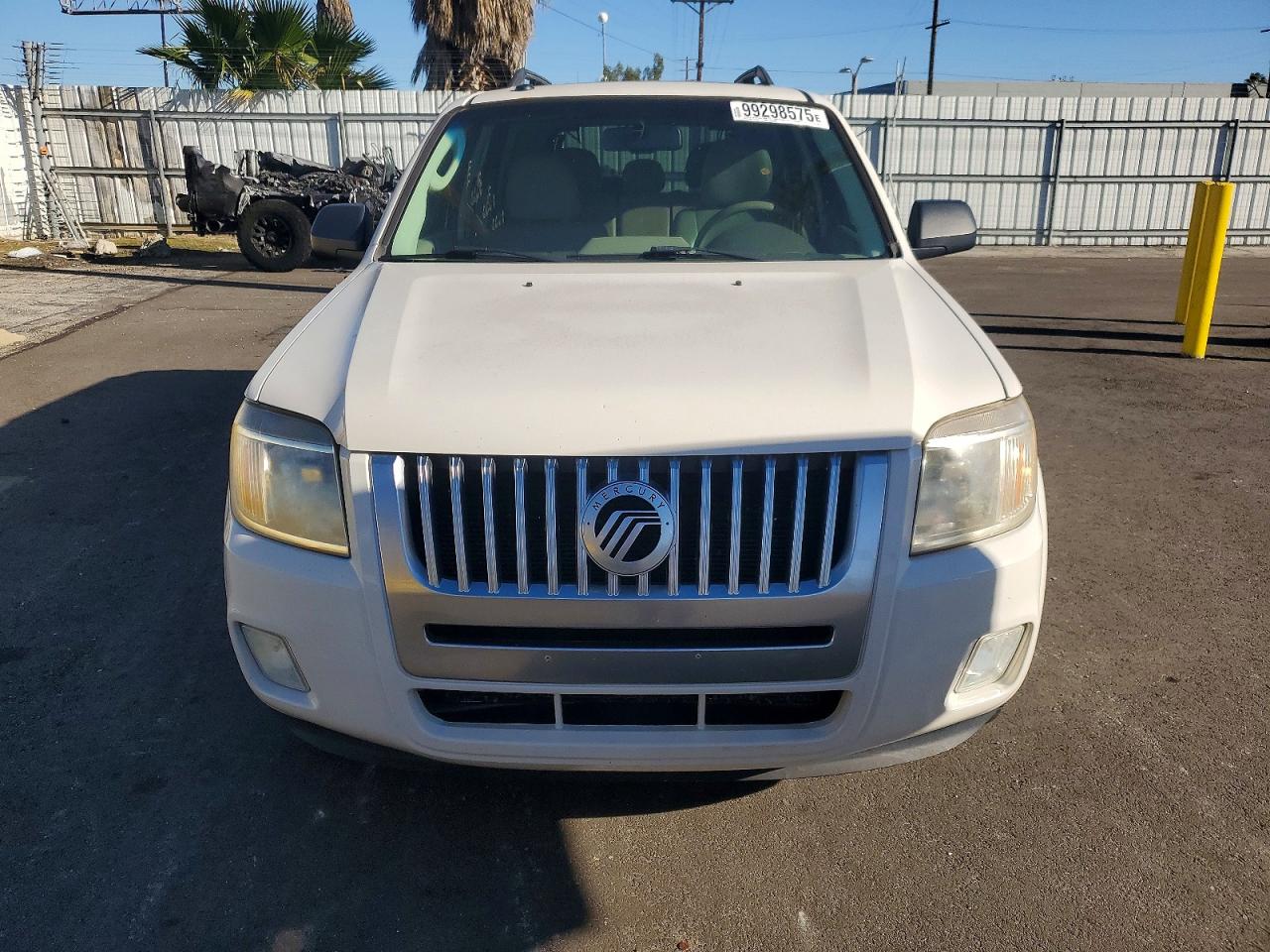 2010 MERCURY MARINER photo 5