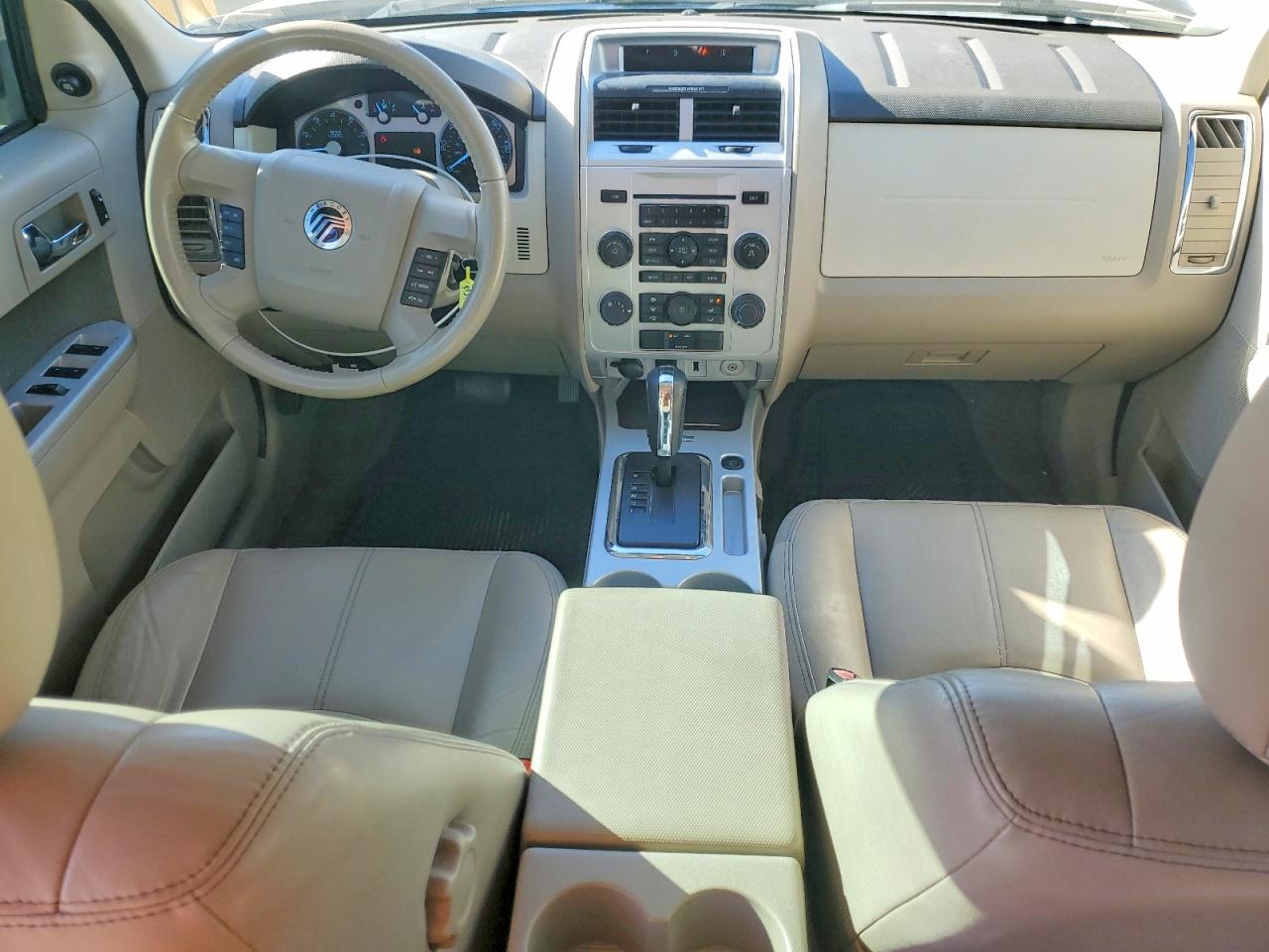 2010 MERCURY MARINER photo 8
