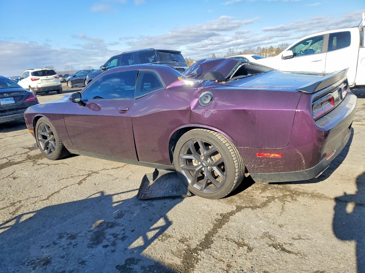2022 DODGE CHALLENGER GT photo 2