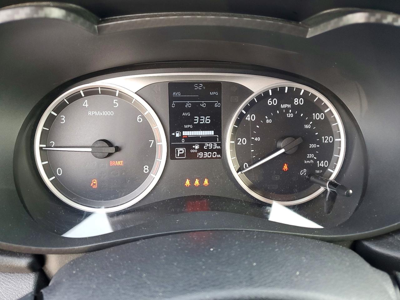 2024 NISSAN VERSA S photo 9