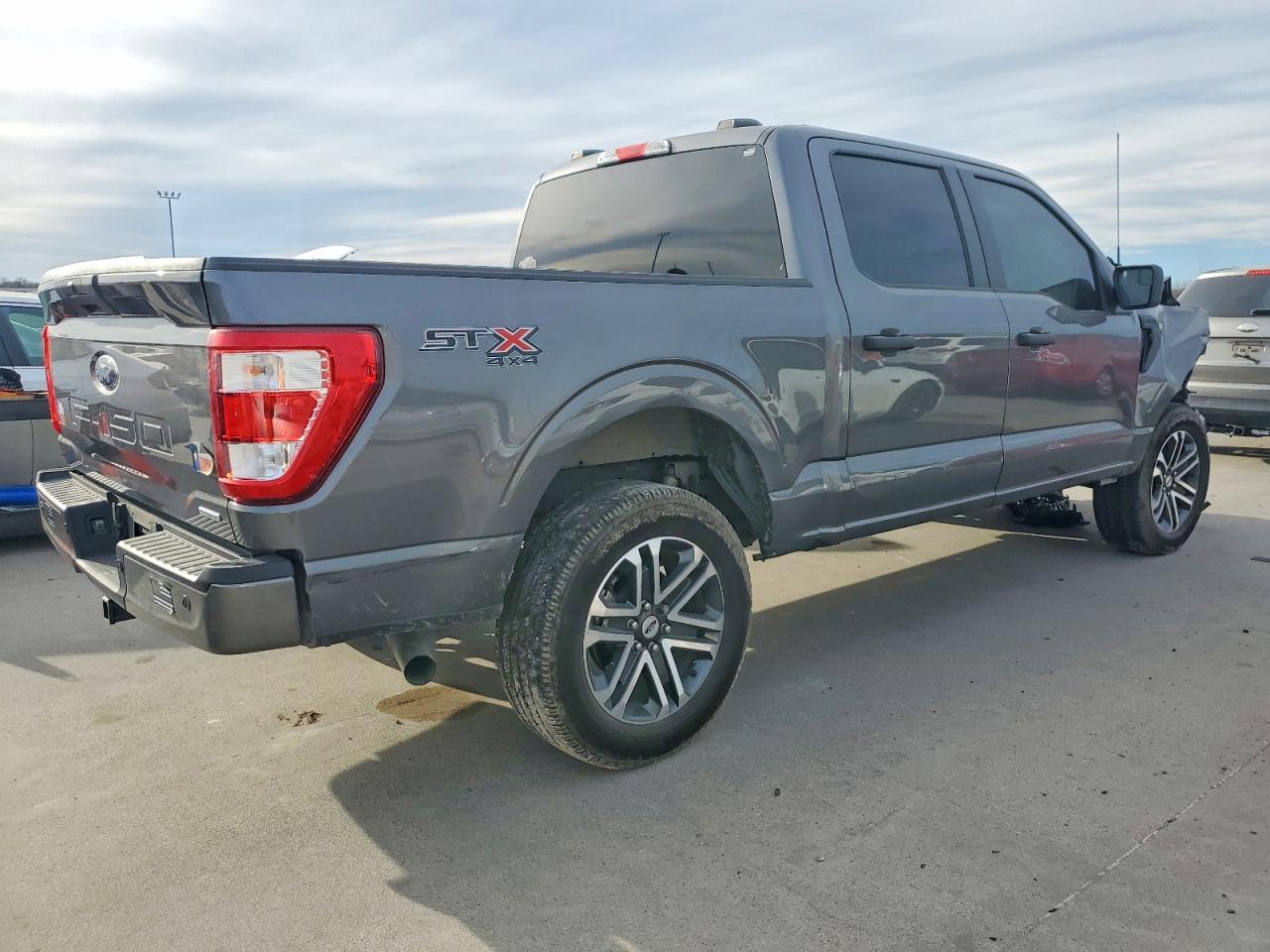 2023 FORD F150 SUPERCREW photo 3