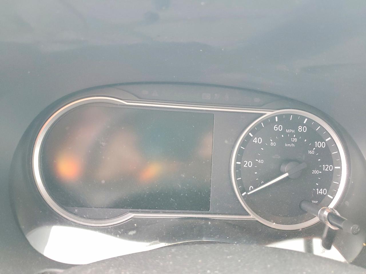 2018 NISSAN KICKS S photo 9