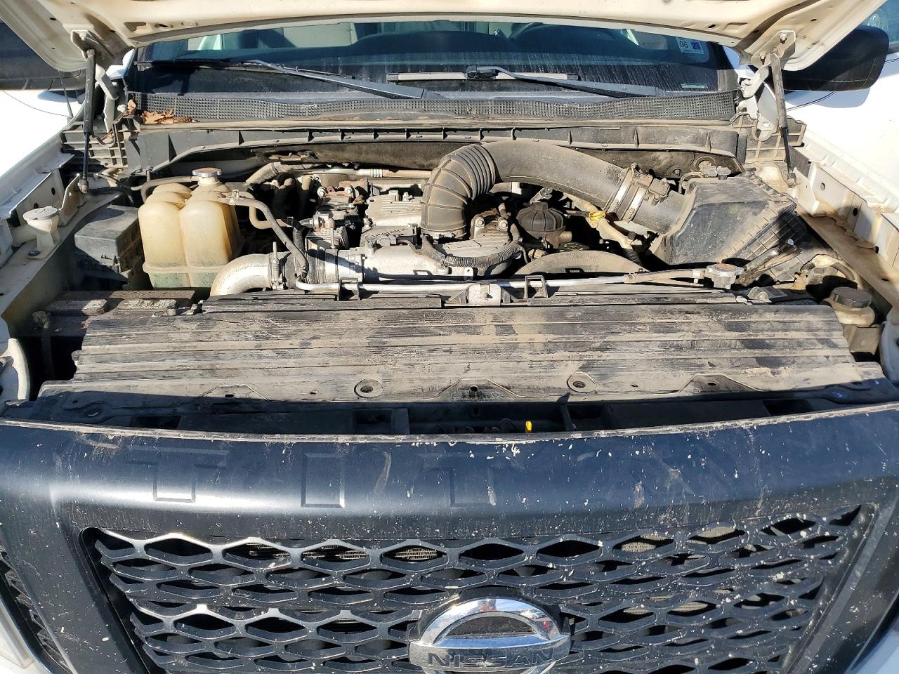 2018 NISSAN TITAN XD S photo 11