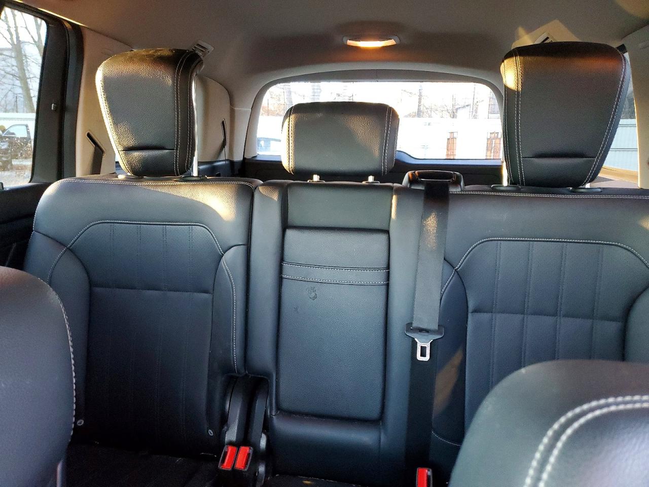 2015 MERCEDES-BENZ GL 450 4MATIC photo 28